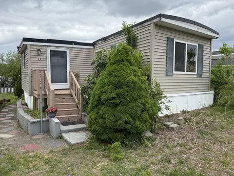 3030 Cranberry Hwy #13, Wareham, MA 02532