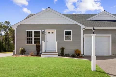 40 Tupper Hill Rd #40, Plymouth, MA 02360