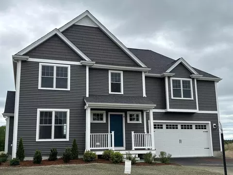 8 Forbes Rd #L96, Bridgewater, MA 02324