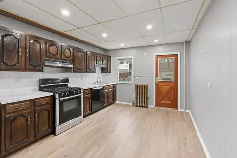 309 Eagle St, Boston, MA 02128 photo 10