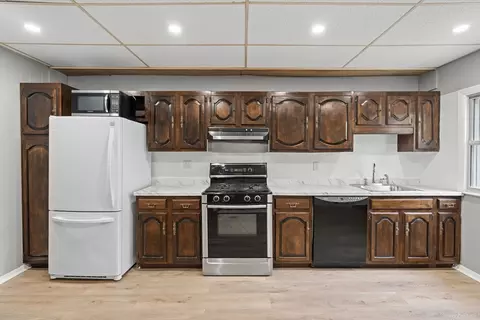 309 Eagle St, Boston, MA 02128 photo 9