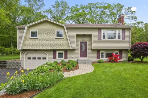 282 Old Post Rd, North Attleboro, MA 02760