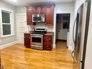 7 Christopher St, Boston, MA 02122 photo 17