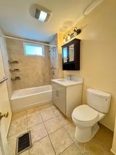 7 Christopher St, Boston, MA 02122 photo 9