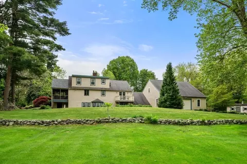 64 E Main St, Middleboro, MA 02346 photo 5