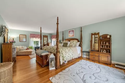 64 E Main St, Middleboro, MA 02346 photo 17