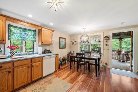 64 E Main St, Middleboro, MA 02346 photo 13