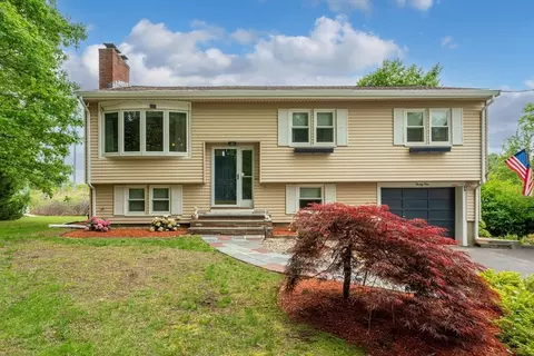 21 Wilhelmina Ave, Burlington, MA 01803