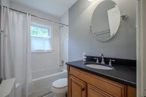 7 Argyle St, Worcester, MA 01609 photo 18