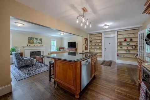 7 Argyle St, Worcester, MA 01609 photo 14