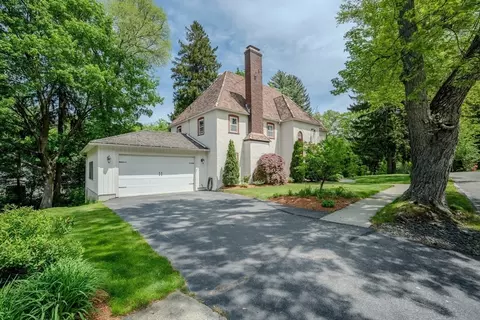 7 Argyle St, Worcester, MA 01609 photo 6