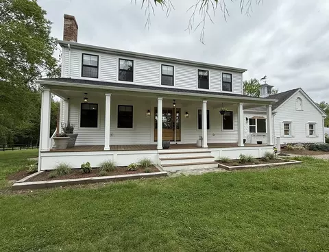 6 Hitching Post Ln, Wilbraham, MA 01095