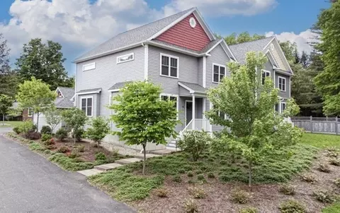 8 Warner St, Northampton, MA 01060