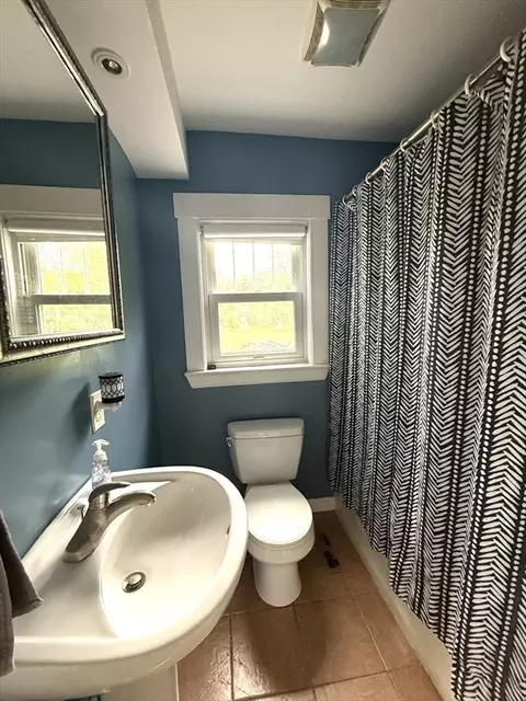 Bath - 682 Wheelwright Rd, Barre, MA 01005 photo 1 of 1