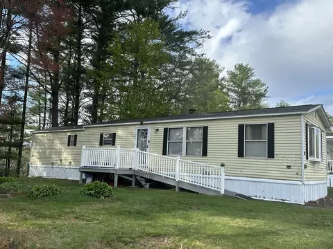 84 Pinyon Pl, Londonderry, NH 03053