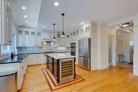10 Damon Rd, Needham, MA 02494 photo 10
