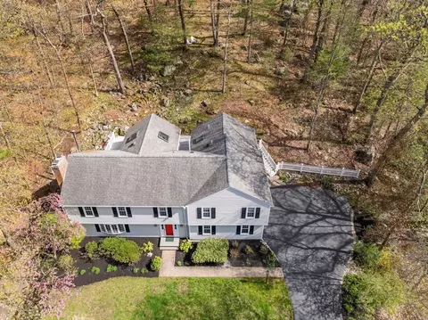 14 Pond St, Dover, MA 02030 photo 17