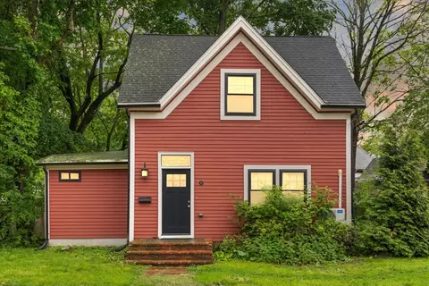 99 Lincoln St, Stoughton, MA 02072
