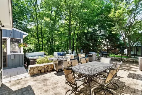2 Confalone Cir, Wakefield, MA 01880 photo 37