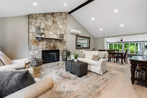 2 Confalone Cir, Wakefield, MA 01880 photo 11