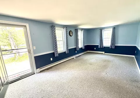 Living - 91 Hitching Post Ln, Centerville, MA 02632 photo 4 of 5