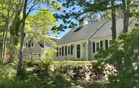 Exterior - 91 Hitching Post Ln, Centerville, MA 02632 photo 2 of 2