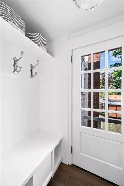 Entry Way - 0 Cutter Ct, Marblehead, MA 01945 photo 1 of 2