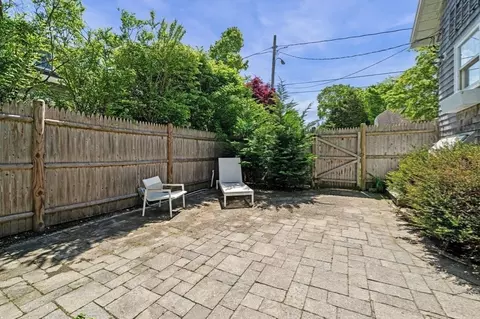 Exterior - 0 Cutter Ct, Marblehead, MA 01945 photo 6 of 8