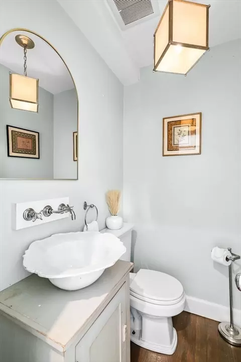 Bath - 0 Cutter Ct, Marblehead, MA 01945 photo 1 of 4