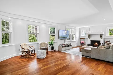 Living - 0 Cutter Ct, Marblehead, MA 01945 photo 1 of 2