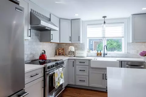 25 Lewis St, Reading, MA 01867 photo 25