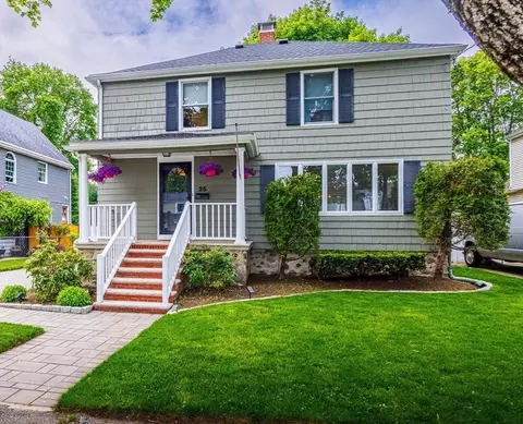 25 Lewis St, Reading, MA 01867 photo 3