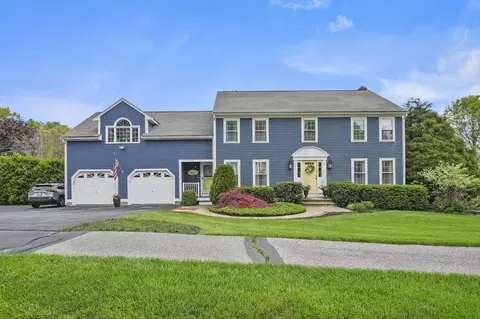 19 Wachusett Cir, Shrewsbury, MA 01545