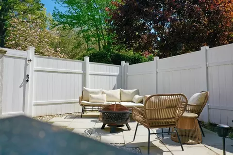 155 Great Marsh Rd, Centerville, MA 02632 photo 4