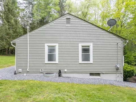 Exterior - 209 Mason Rd, Townsend, MA 01474 photo 7 of 10