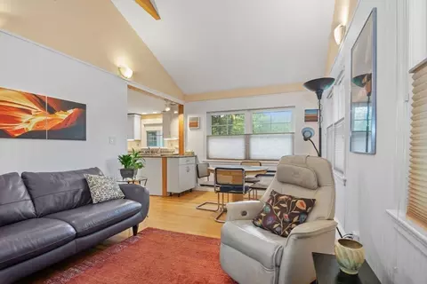 304 Hunting Rd, Needham, MA 02494 photo 10
