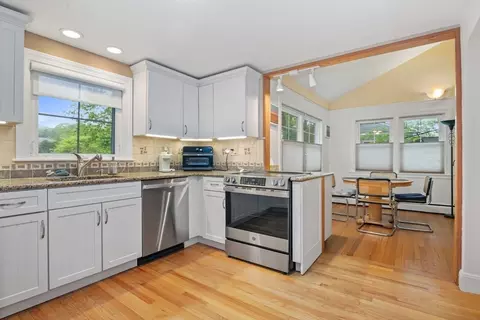 304 Hunting Rd, Needham, MA 02494 photo 7