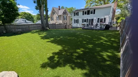 Exterior - 3 Bennett St, Hudson, MA 01749 photo 5 of 6