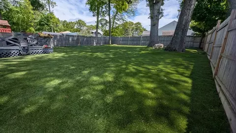 Exterior - 3 Bennett St, Hudson, MA 01749 photo 4 of 6