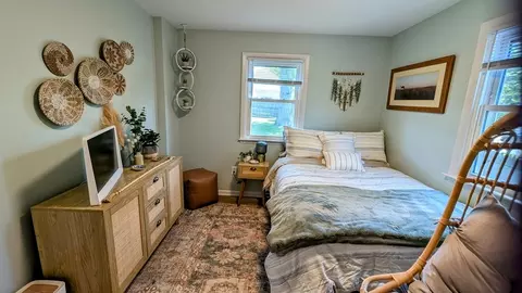 Bedroom - 3 Bennett St, Hudson, MA 01749 photo 1 of 4