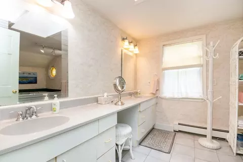 393 Highland St, Dedham, MA 02026 photo 23