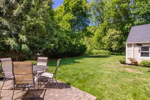 393 Highland St, Dedham, MA 02026 photo 4
