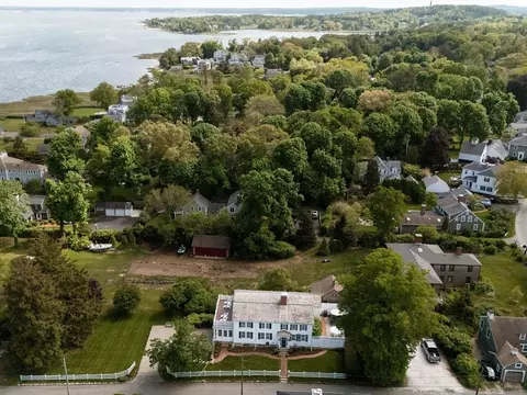 11 Water St, Duxbury, MA 02332