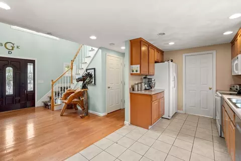 47 Mohave Rd, Worcester, MA 01606 photo 8