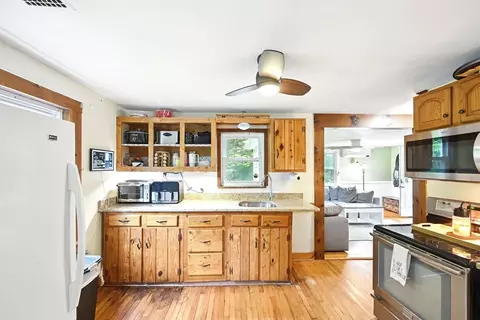 24 Barnett Rd, Sutton, MA 01590 photo 13
