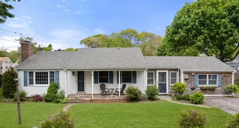 6 Harrington Way, Barnstable, MA 02601