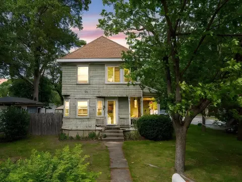 1 Holly St, Attleboro, MA 02703
