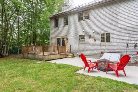 Exterior - 16 Austin Ln, Acushnet, MA 02743 photo 4 of 7