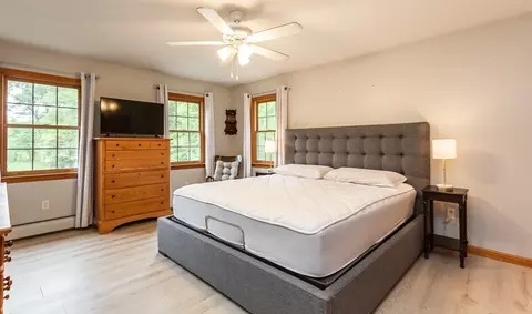 Bedroom - 16 Austin Ln, Acushnet, MA 02743 photo 1 of 3