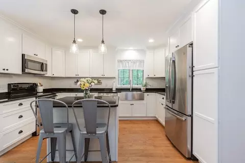 Kitchen - 16 Austin Ln, Acushnet, MA 02743 photo 2 of 2